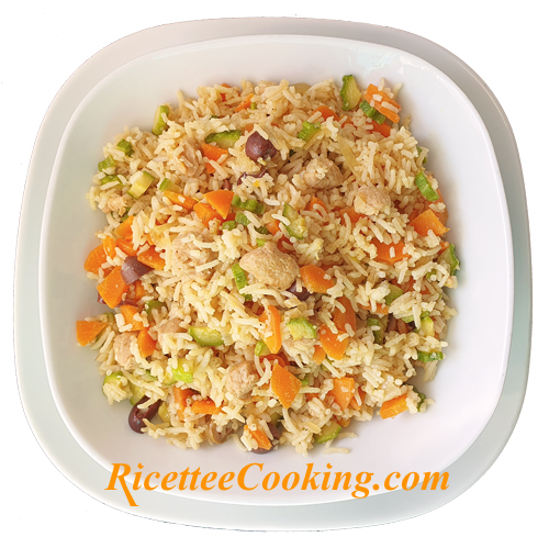 Riso basmati con verdure saltate e bocconcini di soia